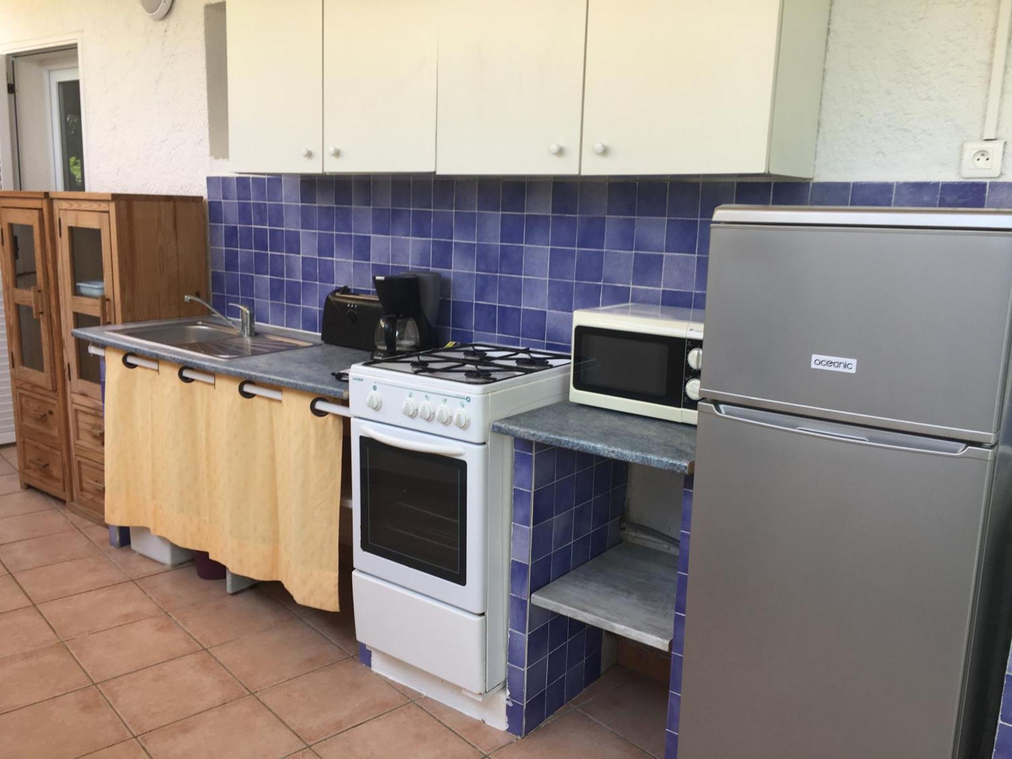 Faounzina Village Apartamento Favone