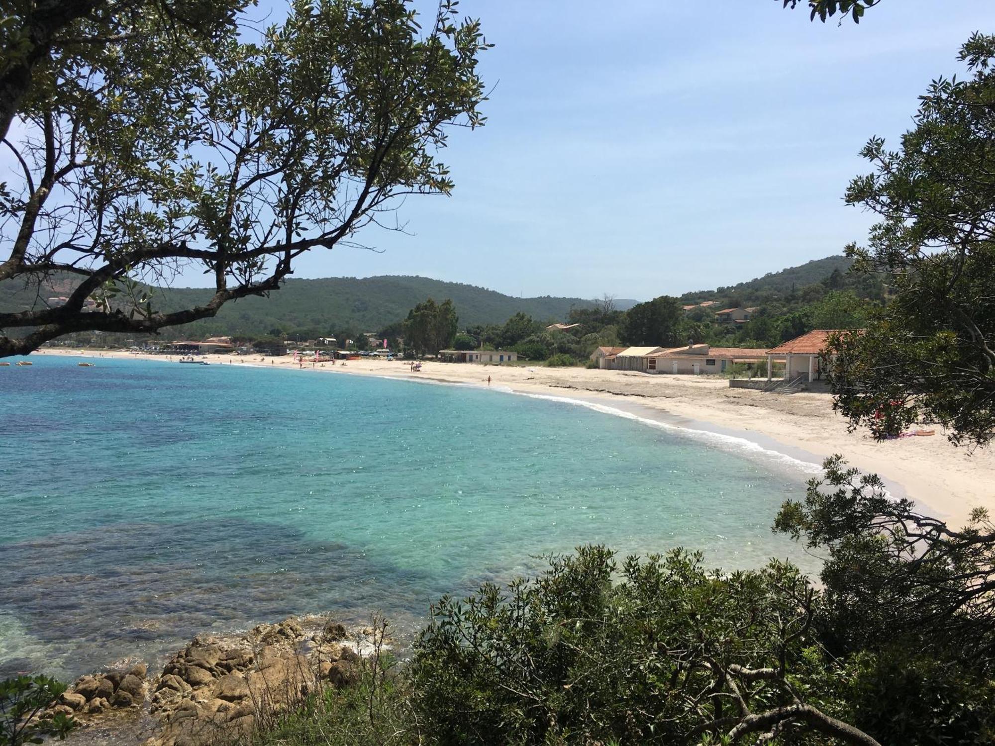 Faounzina Village Apartamento